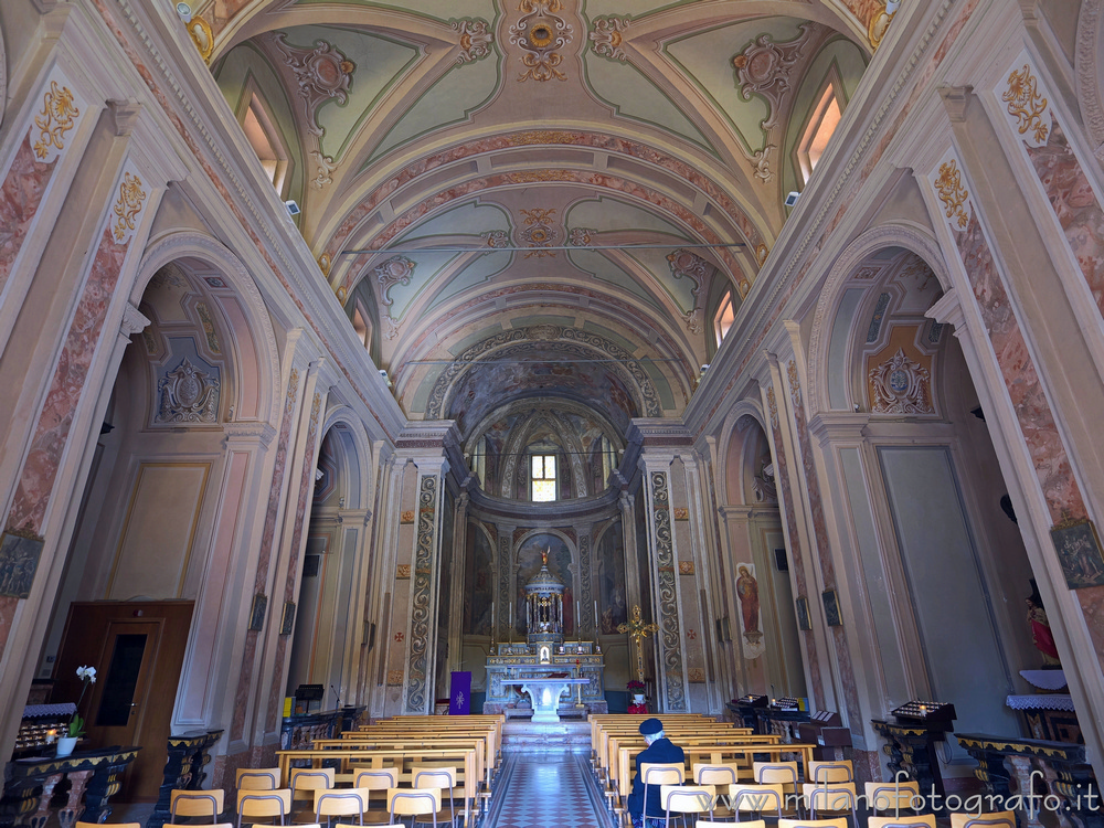 Milan (Italy) - Interior of the Church of the Saints Peter and Paul at the Three Ronchetti